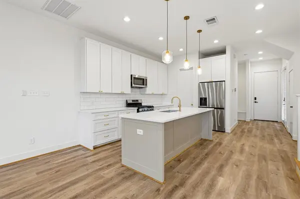 1005/07 Mount Auburn Avenue, Dallas, TX 75223