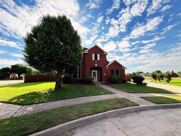 1196 Winnipeg Drive, Lewisville, TX 75077