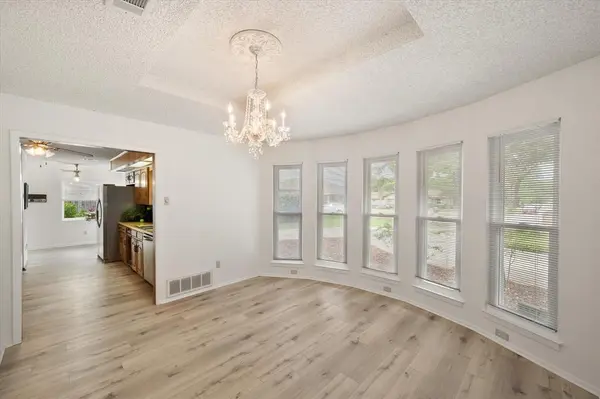 3211 Vernon Drive, Arlington, TX 76015