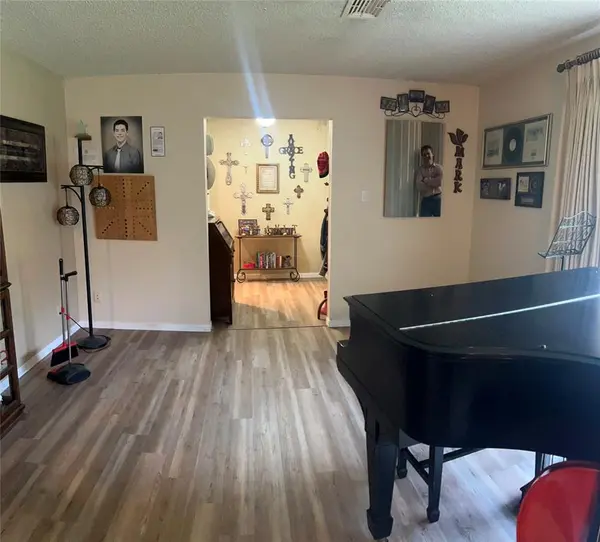 5501 Lake Charles Drive, Waco, TX 76710