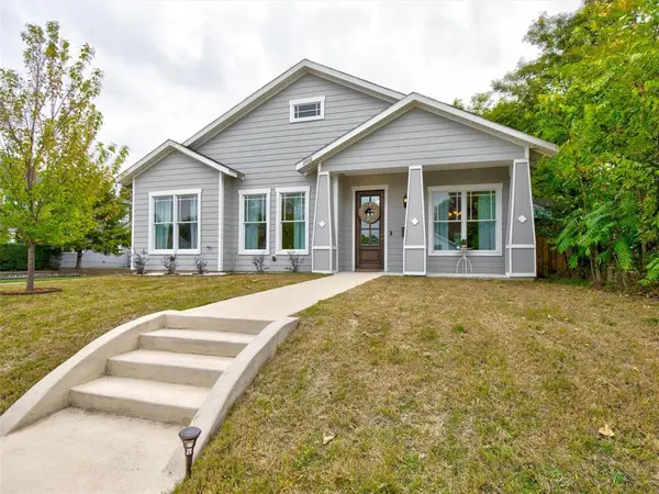 2700 Gladstone Drive, Dallas, TX 75211