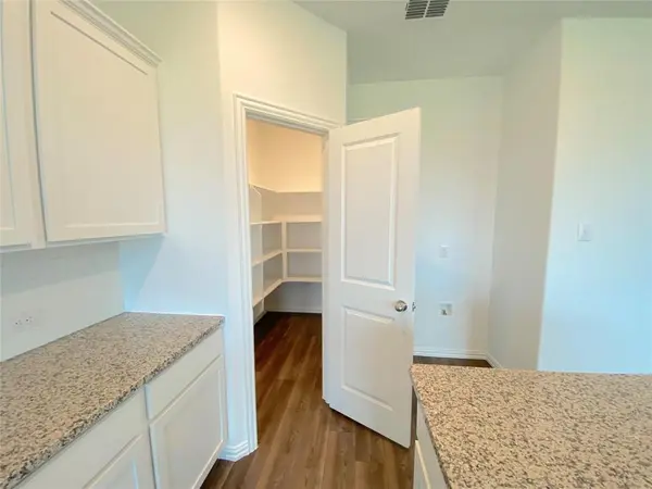 565 Pueblo Bonito Trail, Fort Worth, TX 76052