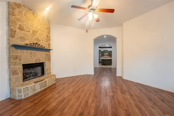 8132 Black Ash Drive, Fort Worth, TX 76131