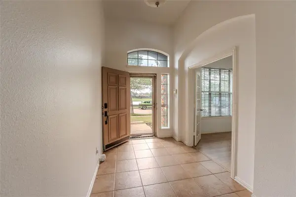 8132 Black Ash Drive, Fort Worth, TX 76131