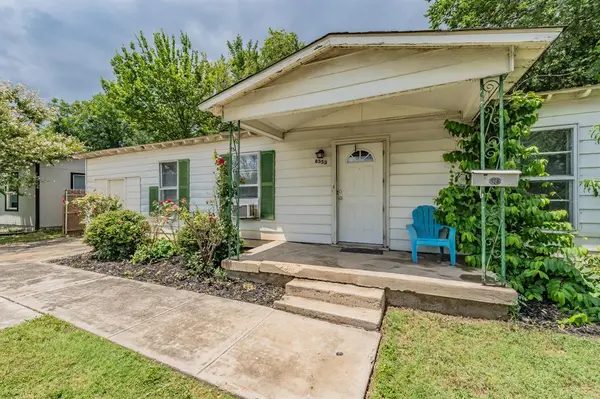 6553 Jerrell Street, North Richland Hills, TX 76180