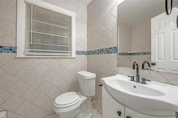 145 Doolittle Drive, Denison, TX 75020