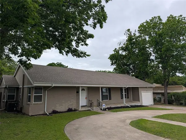 4804 Trail Lake Drive, Fort Worth, TX 76133