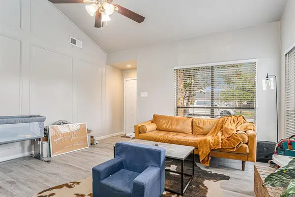 2201 Jackson Circle, Carrollton, TX 75006