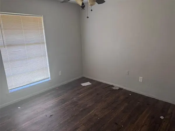 2112 Sunset Drive, Brookston, TX 75421