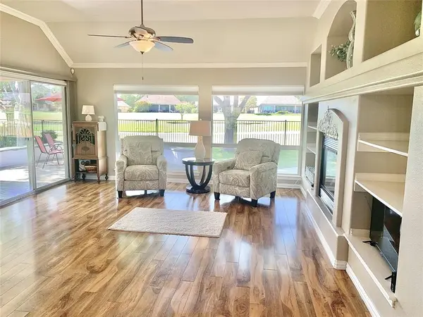 9400 Orangewood Trail, Denton, TX 76207