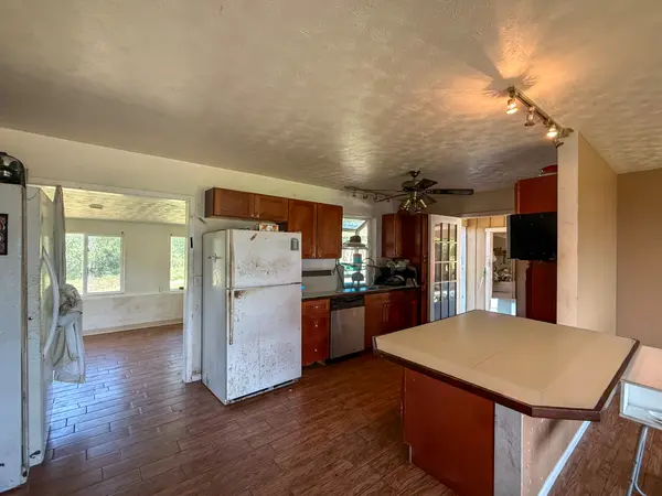 94-1979 WAKEA AVE, Naalehu, HI 96772