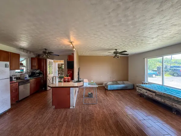 94-1979 WAKEA AVE, Naalehu, HI 96772