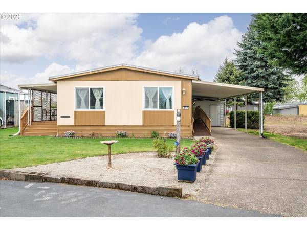 1400 CANDLELIGHT DR #200, Eugene, OR 97402