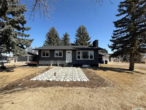 201 4th AVENUE SE, Eston, SK S0L 1A0