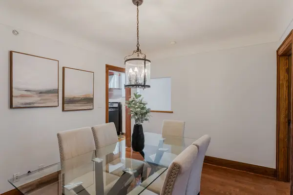 11 Winfield AVE, Toronto W02, ON M6S 2J7