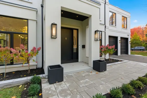 1380 Birchwood Heights DR, Mississauga, ON L5G 2Y2