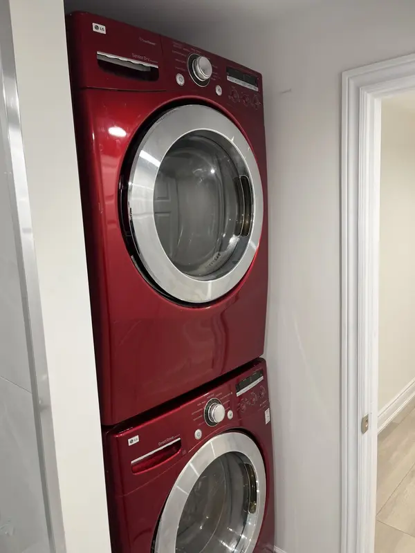 114 Mill (lower) ST N, Brampton, ON L6X 2N9