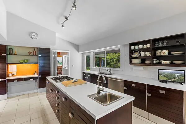 403123 Grey Road 4 RD, West Grey, ON N0G 1R0