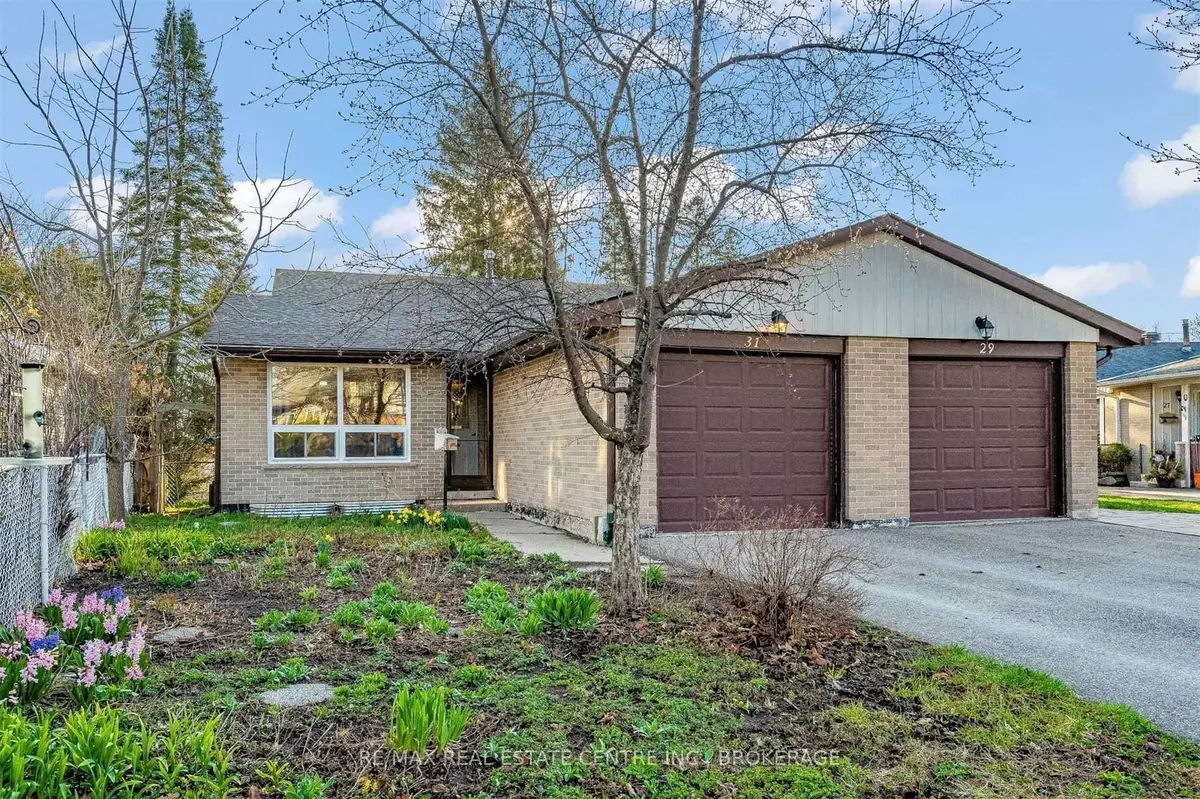 31 Shirley ST, Orangeville, ON L9W 2T3