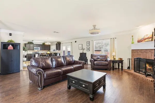 4957 Trail Creek Drive, Fort Worth, TX 76244