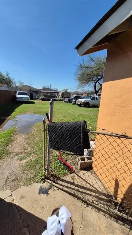 4131 Babcock Drive, Dallas, TX 75212