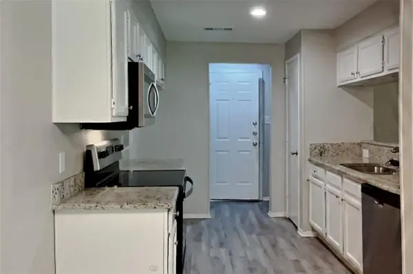 1805 Crimson Court, Arlington, TX 76018