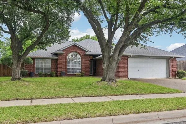 5415 Crested Butte Circle, Arlington, TX 76017