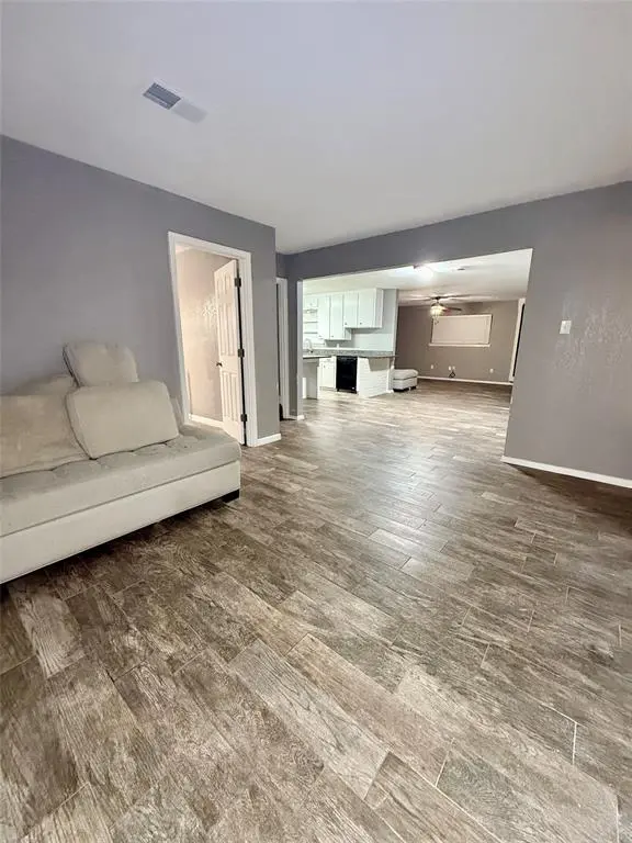 5821 Mccart Avenue, Fort Worth, TX 76133