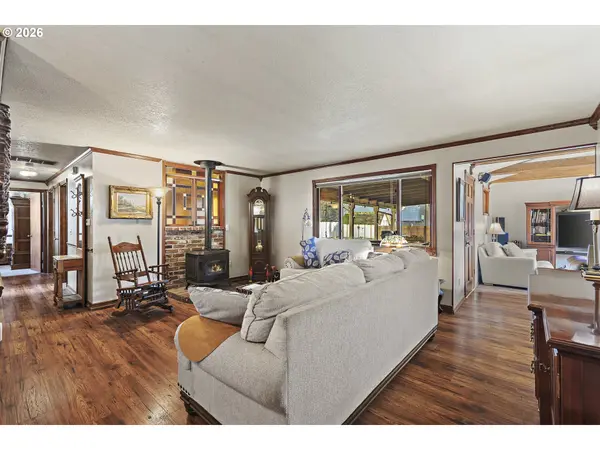 8300 SE 78TH AVE, Portland, OR 97206