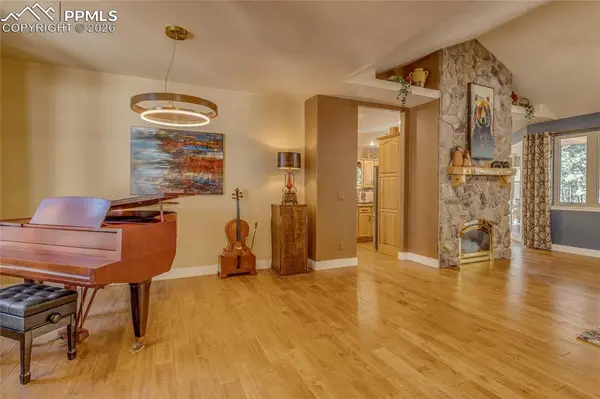 20320 Roaming DR, Colorado Springs, CO 80908