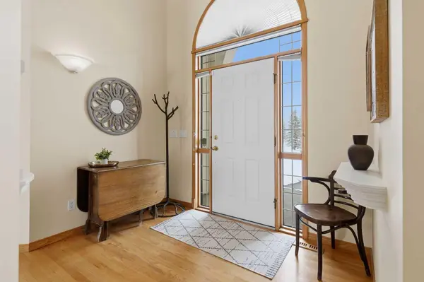 266 Country Lane DR, Rural Rocky View County, AB T3Z 1J4