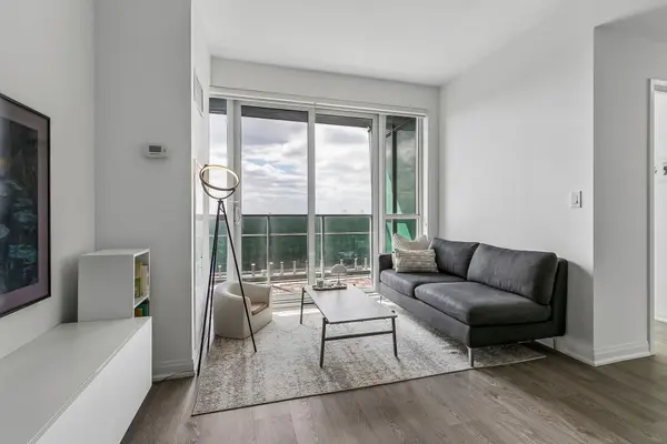 9 Bogert AVE #3805, Toronto C07, ON M2N 0H3