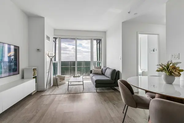 9 Bogert AVE #3805, Toronto C07, ON M2N 0H3