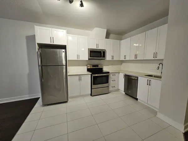 1801 Eglinton AVE W #304, Toronto C03, ON M6E 2H8