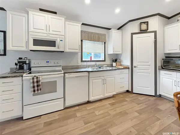 210 Gloucester STREET, Neville, SK S0N 1T0