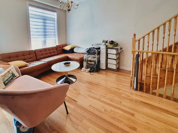 3038 George Savage AVE, Oakville, ON L6M 0Z1