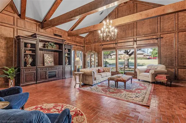 209 Westpark Drive S, Mckinney, TX 75072