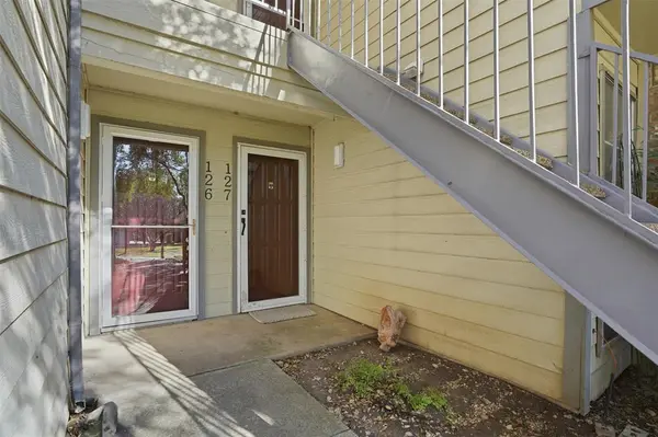 2535 Wedglea Drive #F-127, Dallas, TX 75211