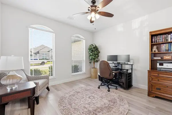 11300 Cedar Creek Drive, Cross Roads, TX 76227