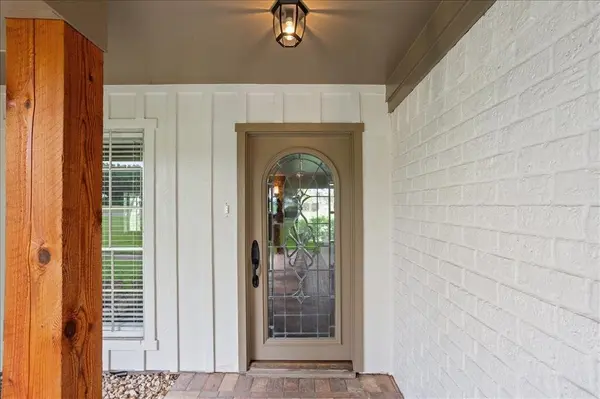 153 Eagle Canyon Drive, China Spring, TX 76633