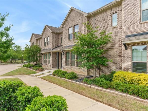217 Suma Drive, Euless, TX 76040