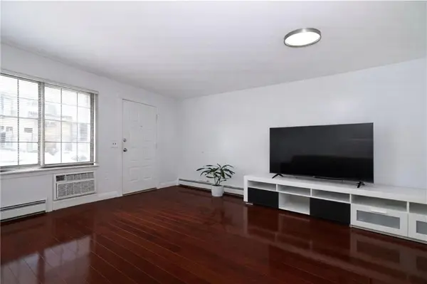 31 Gardenia LN #25, Staten  Island, NY 10314