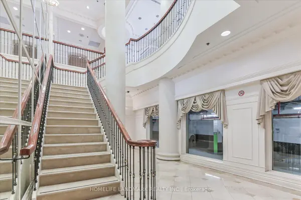 18 Sommerset WAY #206, Toronto C14, ON M2N 6X5