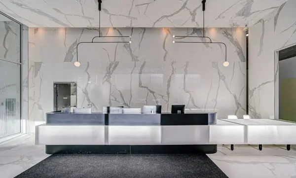 88 Queen ST E #2907, Toronto C08, ON M5C 0B6