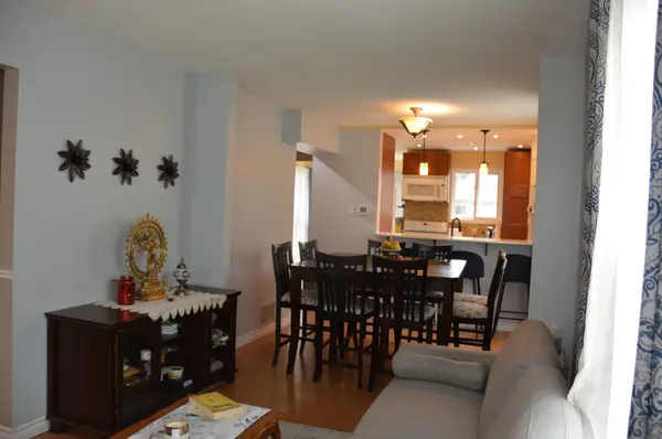 2272 Mowat AVE #61, Oakville, ON L6H 5L8