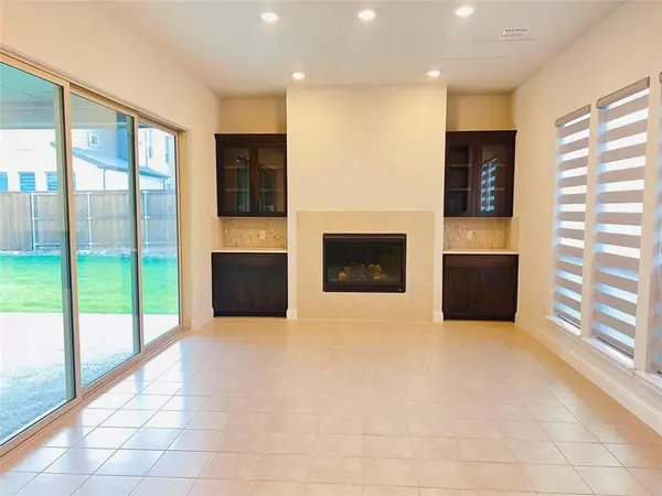 6825 Entwistle Road, Frisco, TX 75034