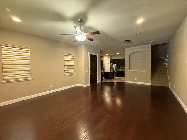 8608 Knox Street, Irving, TX 75063