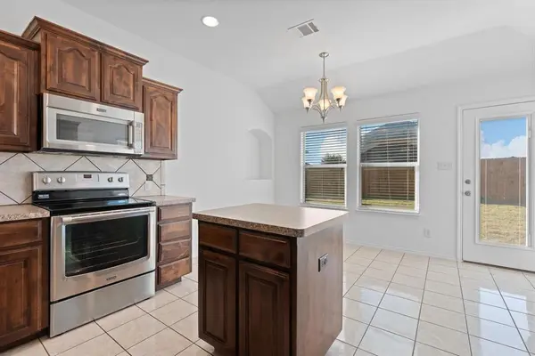 4013 Winter Springs Drive, Fort Worth, TX 76123