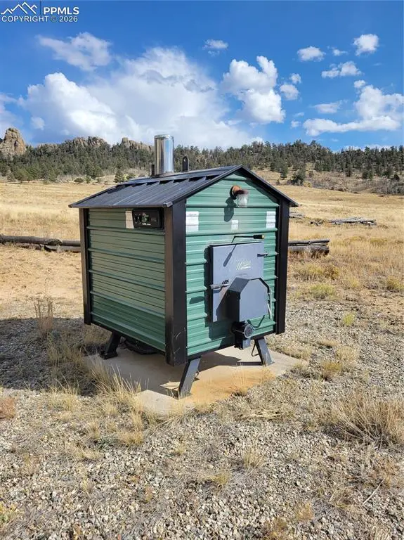 940 Puma Hills RD, Lake George, CO 80827