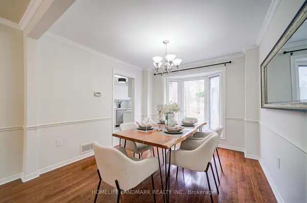 1111 Deer RUN, Mississauga, ON L5C 3P7